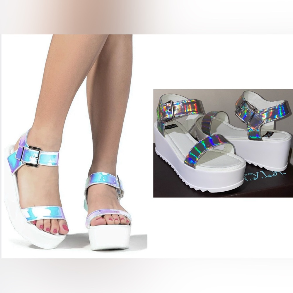 N.Y.L.A. Chunky sandals Platform Sandals silver holographic retro strappy shoe